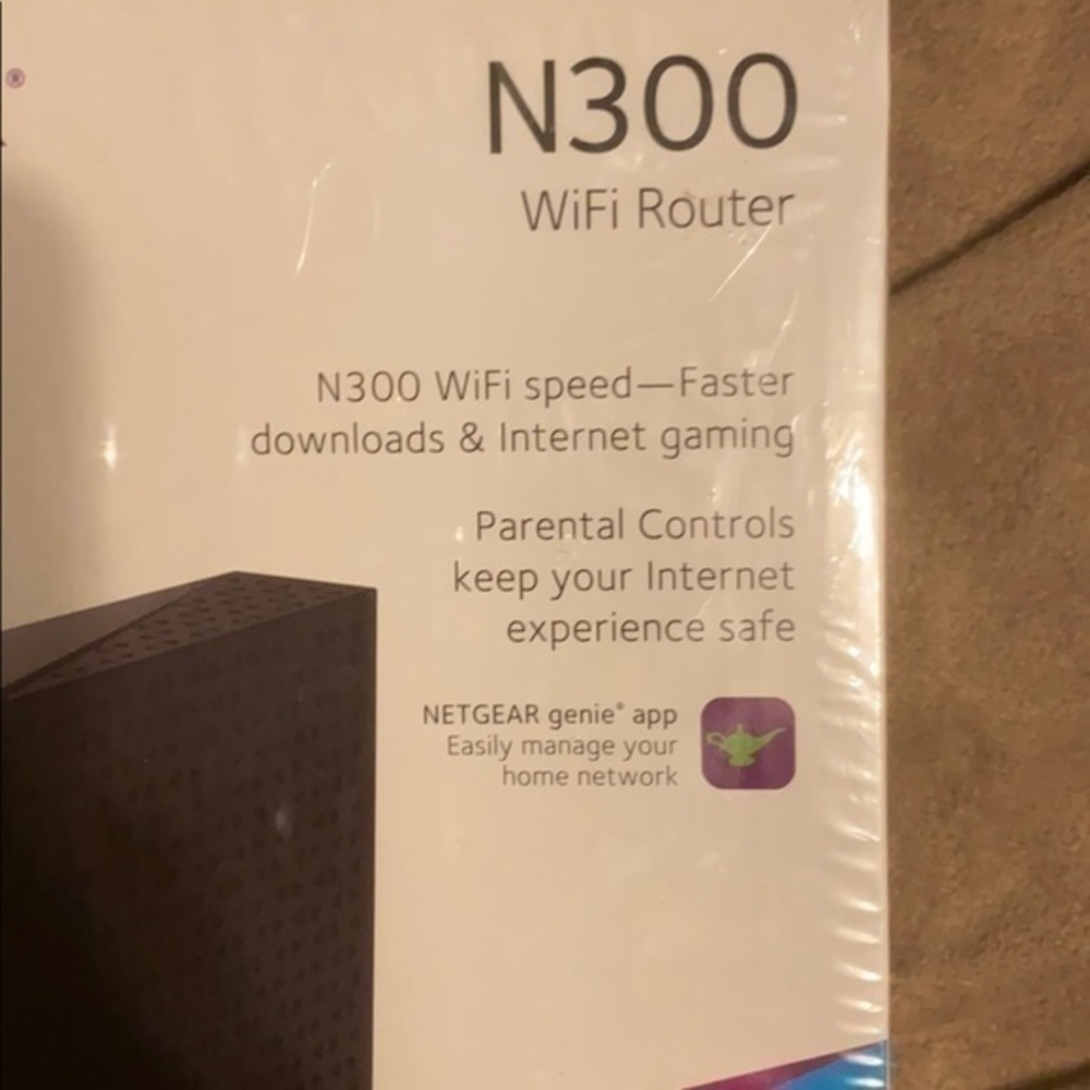 NEW Netgear N300 300 Mbps 4-Port 10/100 Wireless N Computer Router - Picture 5 of 10